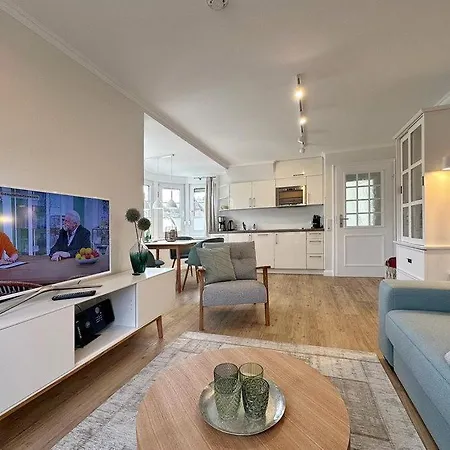 Luv & Lee, Whg 6 Apartamento *